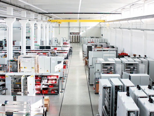 Hall photo: A view of the control cabinet construction centre at F.EE