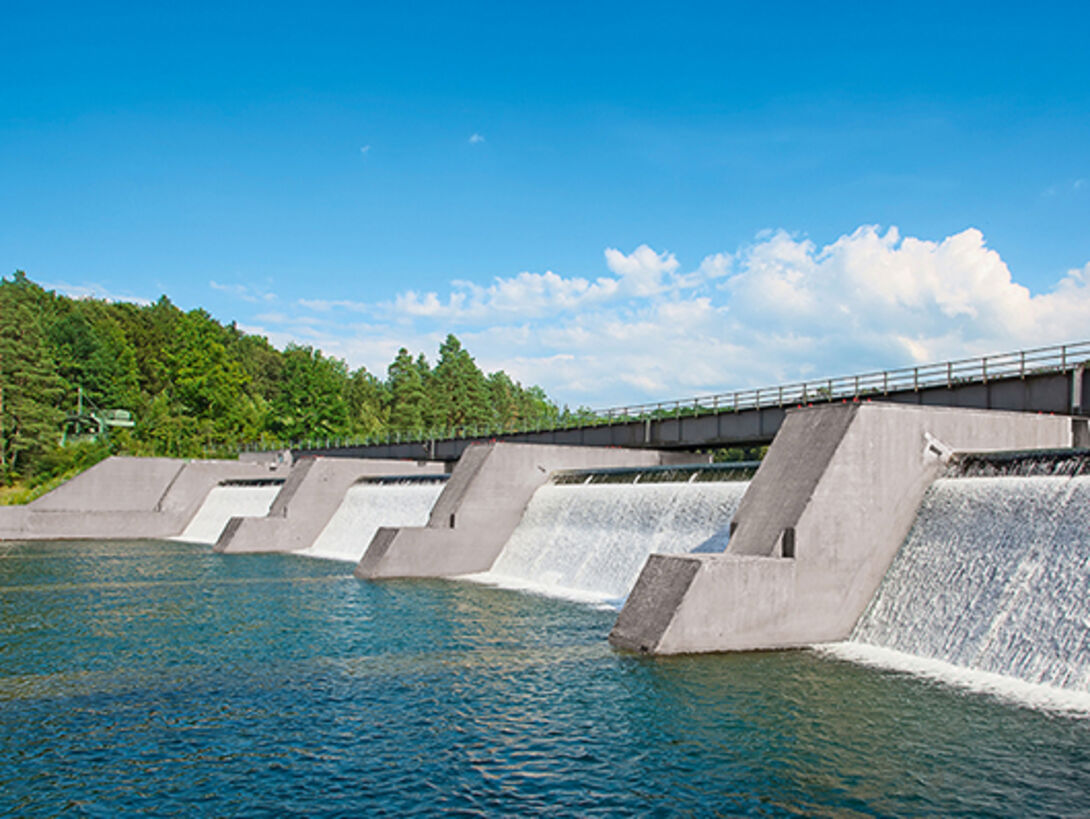 Control and power engineering for hydropower plants